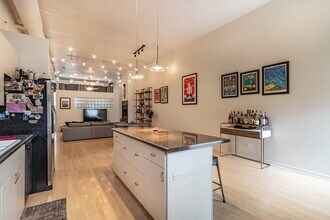 400 N Racine Ave in Chicago, IL - Building Photo - Building Photo
