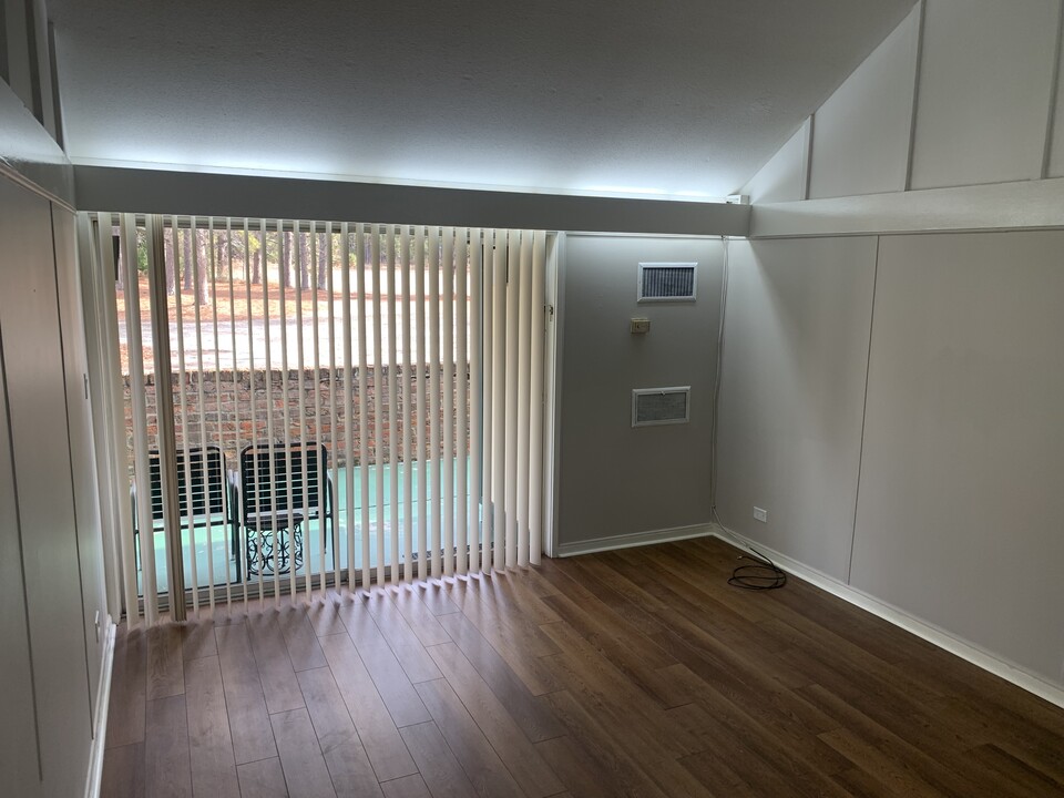 130 Fairway Ave, Unit 125 in Southern Pines, NC - Building Photo