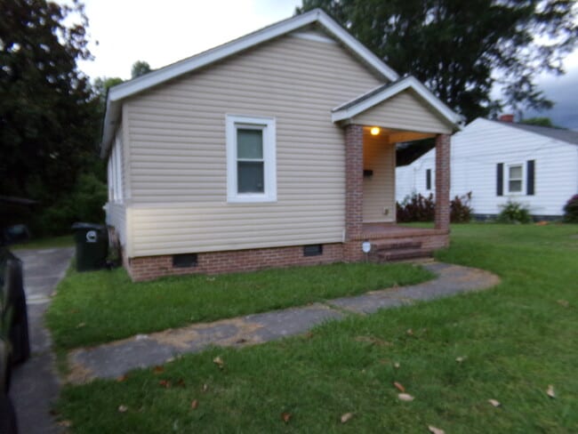 property at 704 Dewitt St