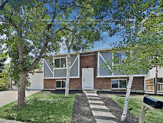 property at 3761 S Pitkin Ct