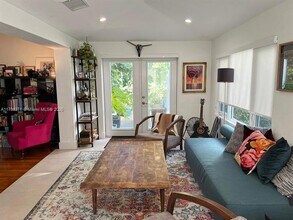 409 Daroco Ave in Coral Gables, FL - Building Photo - Building Photo