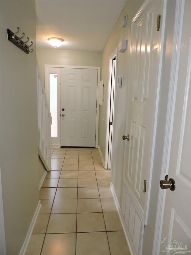 3501 Parkwood Ave in Pensacola, FL - Building Photo - Building Photo