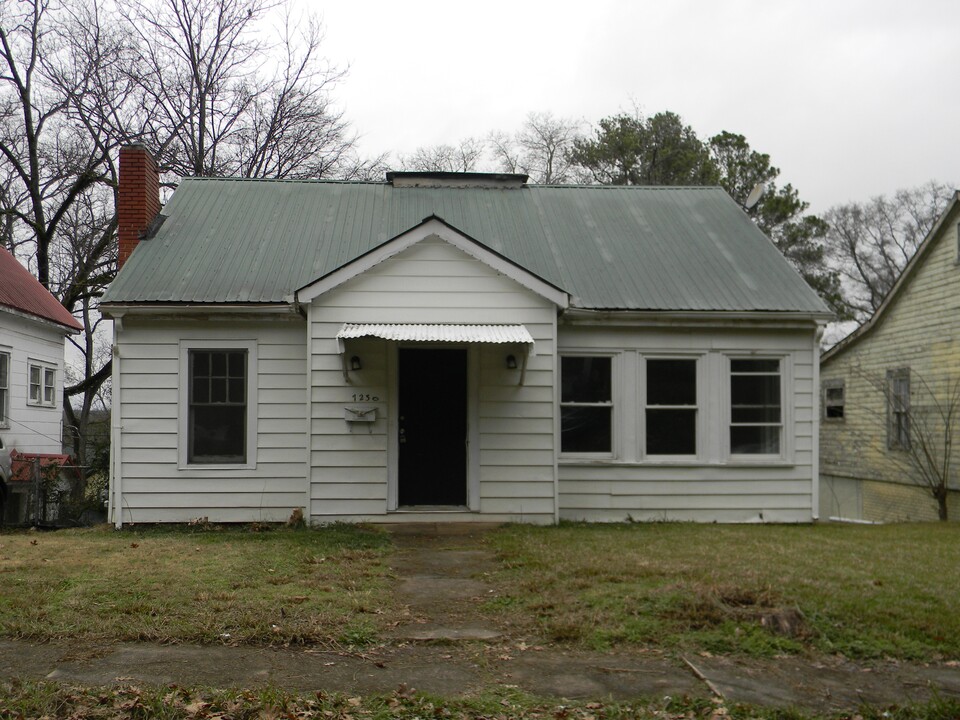 7230 4th Ave S in Birmingham, AL - Building Photo