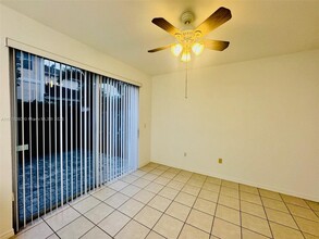 12344 SW 124th Path in Miami, FL - Building Photo - Building Photo