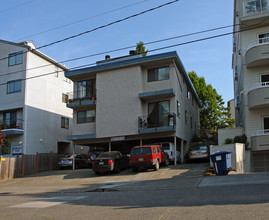 1752 57th St in Seattle, WA - Foto de edificio - Building Photo