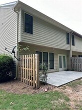 1465 Winshire Cove in Alpharetta, GA - Foto de edificio - Building Photo