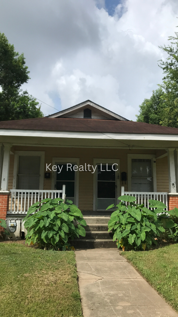 property at 612 18th St