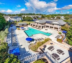 MAA Trinity in Raleigh, NC - Building Photo - Building Photo