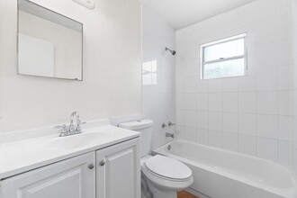 4764 Gulfstream Rd in Lake Worth, FL - Building Photo - Building Photo