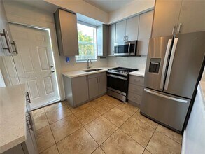411 SW 19th St in Fort Lauderdale, FL - Building Photo - Building Photo