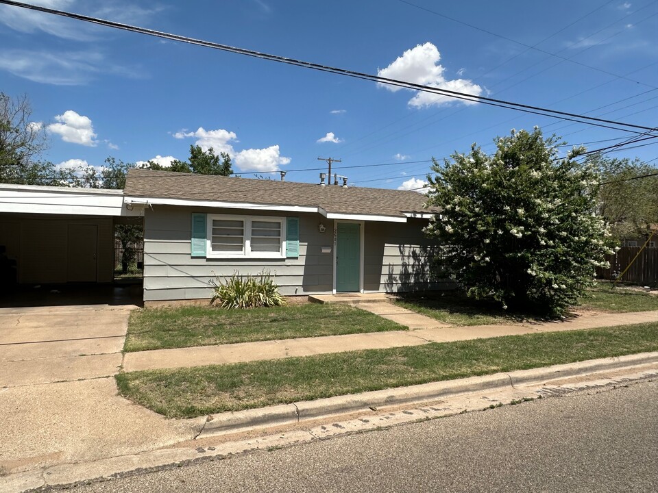 2601 Avenue U in Lubbock, TX - Building Photo