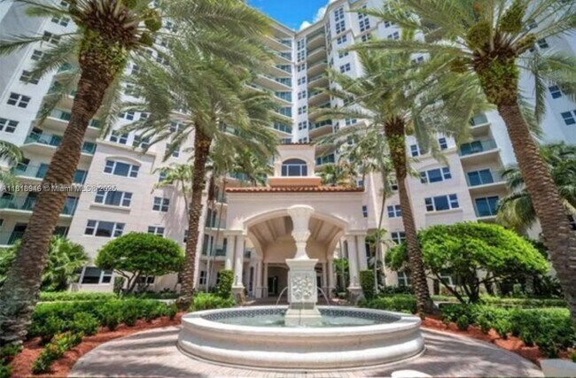 19900 E Country Club Dr in Aventura, FL - Foto de edificio - Building Photo