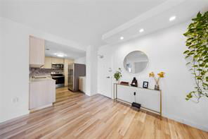 381 Bayview Dr in Sunny Isles Beach, FL - Building Photo - Building Photo