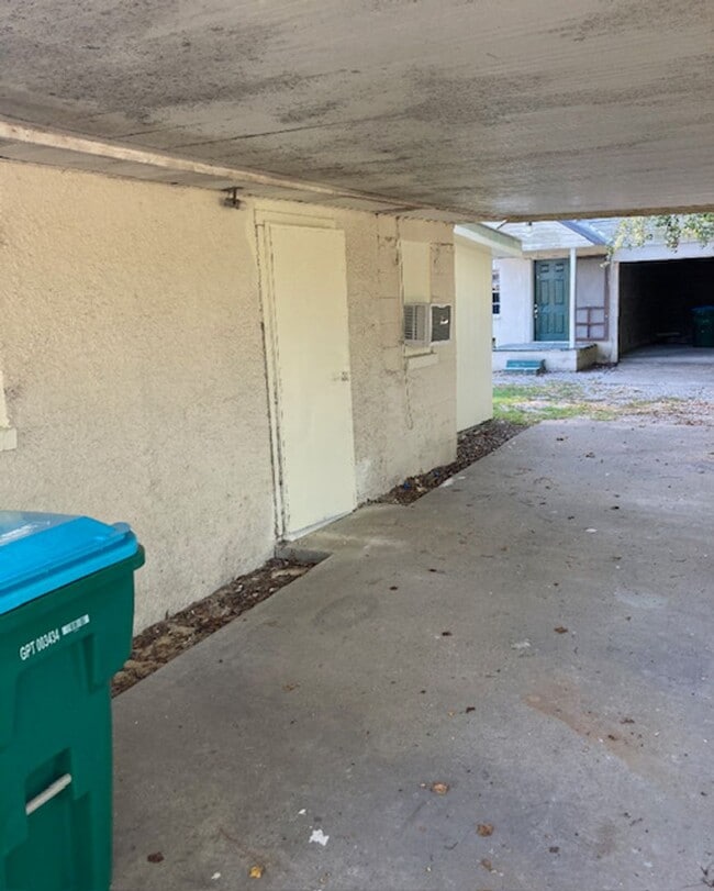 property at 2209 34th St