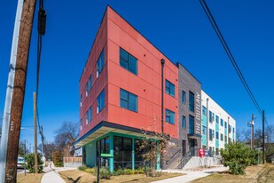 The Outlaw in Austin, TX - Building Photo