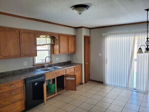 3234 Kinsey Ave in Des Moines, IA - Building Photo - Building Photo