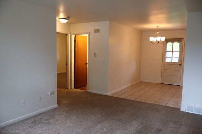 3210 E Locust St in Fort Collins, CO - Building Photo - Building Photo