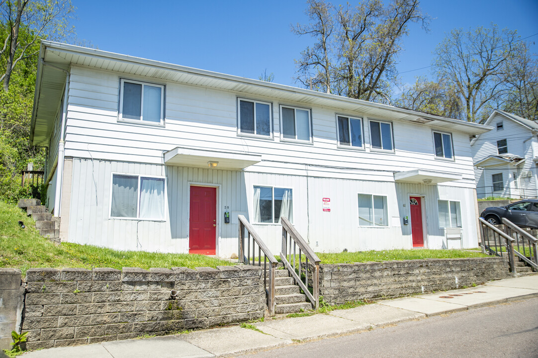 61 Franklin Ave in Athens, OH - Building Photo