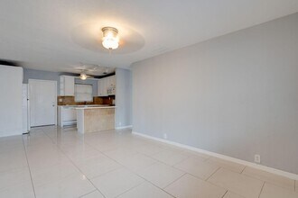 311 De Carie St in Delray Beach, FL - Building Photo - Building Photo