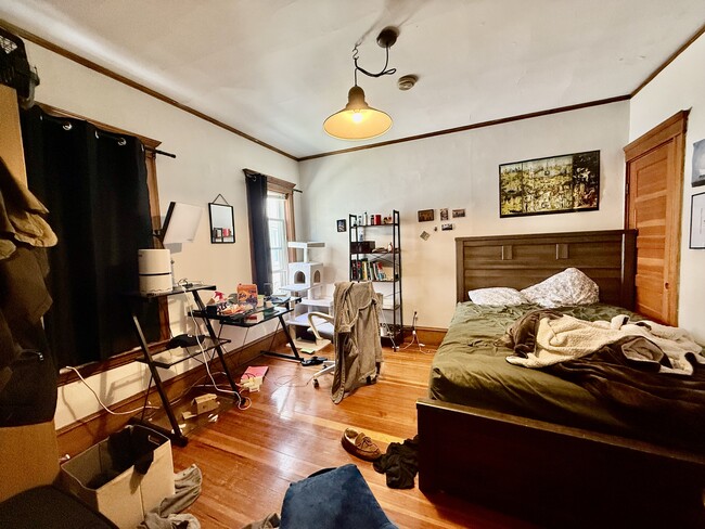 151 Elm St, Unit 1 in Somerville, MA - Building Photo - Building Photo