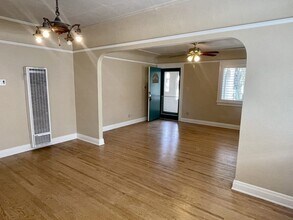 1246 S Ross St in Santa Ana, CA - Building Photo - Building Photo