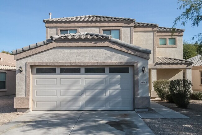 property at 39245 N Cali Cir