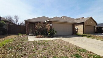 4031 Merriman Dr in Forney, TX - Building Photo