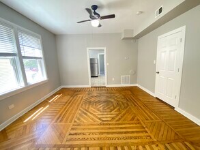 2838 N Drake Ave, Unit 1. in Chicago, IL - Building Photo - Building Photo