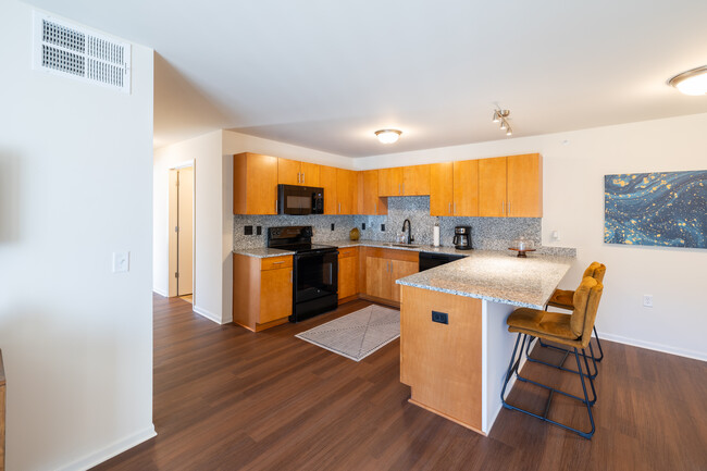 Carr Apartments in Sylvania, OH - Building Photo - Interior Photo