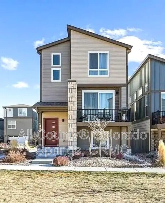 4350 Parkwood Trail