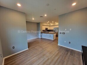 10244 Artesia Blvd in Bellflower, CA - Building Photo - Building Photo