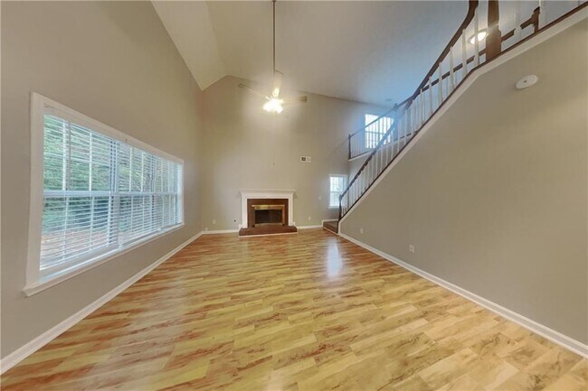 2455 Compton Pl in Suwanee, GA - Building Photo - Building Photo