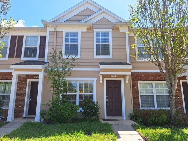 property at 8106 Summer Cove Ct