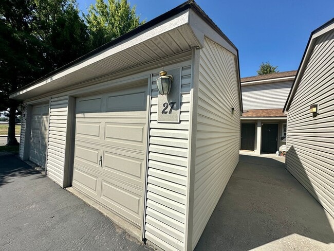 property at 209 E 18th Ave