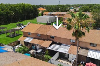 4008 Pine Limb Ct in Tampa, FL - Building Photo - Building Photo