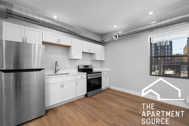 property at 1219 W Devon Ave