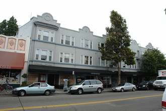 5510-5550 College Ave in Oakland, CA - Building Photo - Building Photo