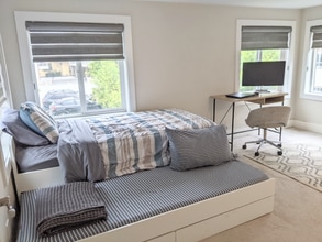 835 N Raymond Ave in Pasadena, CA - Building Photo - Building Photo