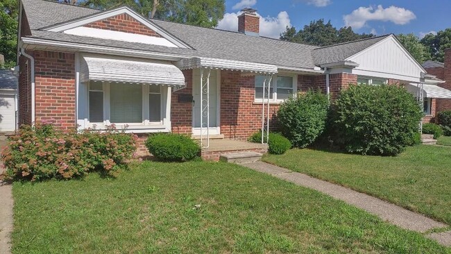 property at 9928 Roseland St