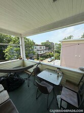 9 Roberts Rd, Unit 3 in Cambridge, MA - Foto de edificio - Building Photo