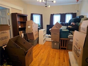 3103 Pawtucket Ave in East Providence, RI - Building Photo - Building Photo