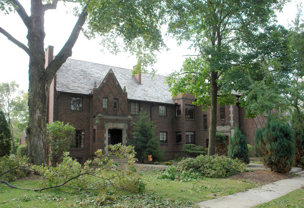 1959-1963 Suffolk Rd in Columbus, OH - Building Photo