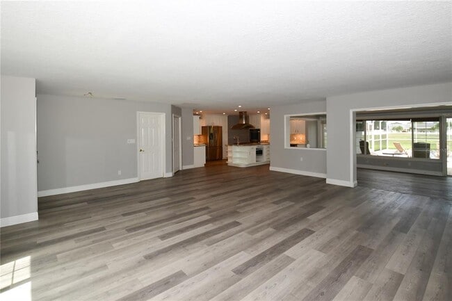 6690 Burning Tree Dr in Seminole, FL - Building Photo - Building Photo