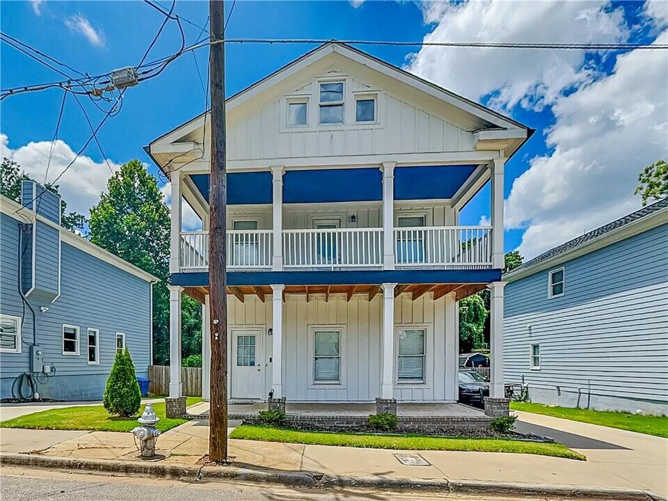 410 Sunset Ave NW in Atlanta, GA - Building Photo