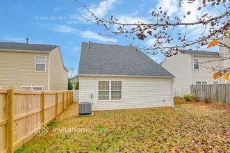 5431 Roan Mountain Pl in Raleigh, NC - Foto de edificio - Building Photo