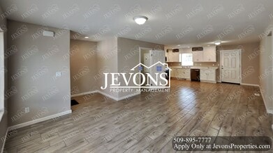 1912 W Mead Ave in Yakima, WA - Building Photo - Building Photo