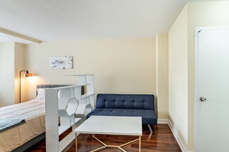 1121 ARLINGTON, Unit 422 in Arlington, VA - Building Photo - Building Photo