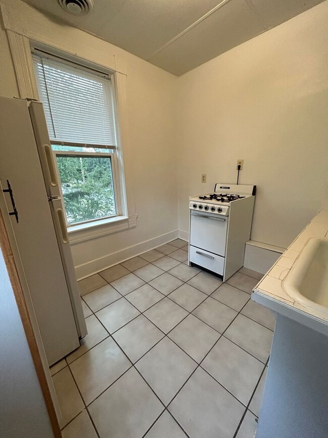 property at 1639 Prospect St