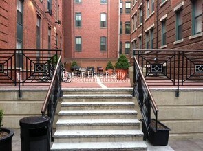 1661 Washington St-Unit -208a in Boston, MA - Building Photo - Building Photo