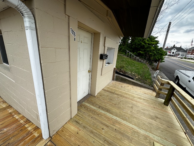 property at 1118 17th St